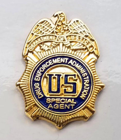 DEA Special Agent Badge Mini Pin Drug Enforcement Agency Lapel Hat Tie Tack Inactive